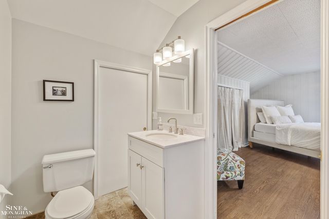 277 Ridgemont Road, Grosse Pointe Farms, MI 48236