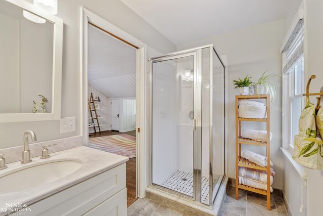 277 Ridgemont Road, Grosse Pointe Farms, MI 48236