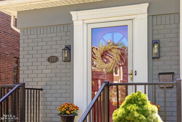 277 Ridgemont Road, Grosse Pointe Farms, MI 48236