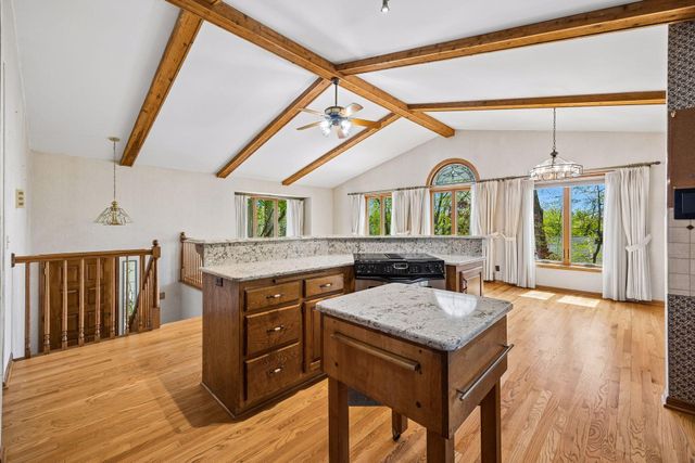 17730 Creek Ridge Pass, Minnetonka, MN 55345