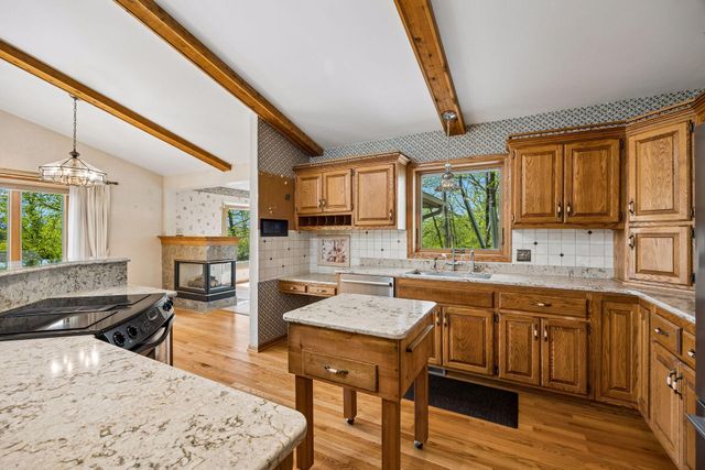 17730 Creek Ridge Pass, Minnetonka, MN 55345