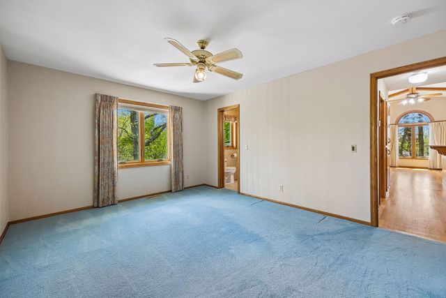 17730 Creek Ridge Pass, Minnetonka, MN 55345