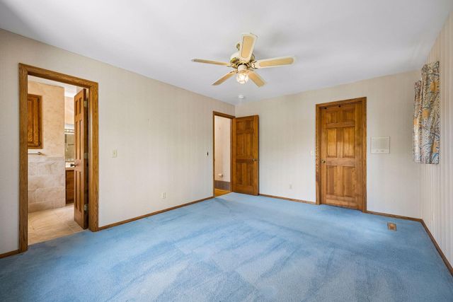 17730 Creek Ridge Pass, Minnetonka, MN 55345