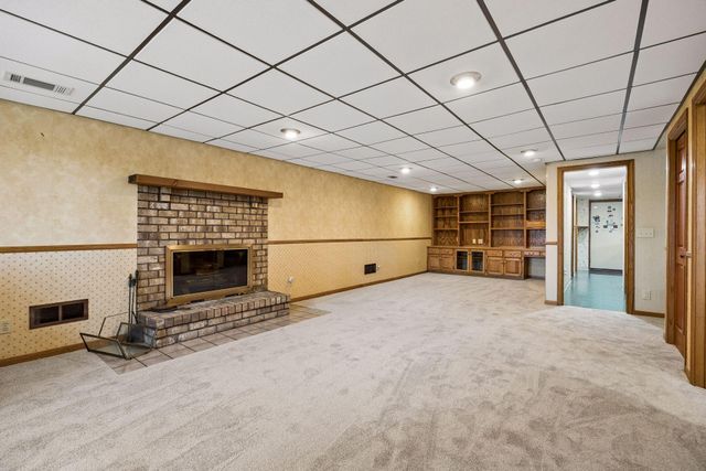 17730 Creek Ridge Pass, Minnetonka, MN 55345