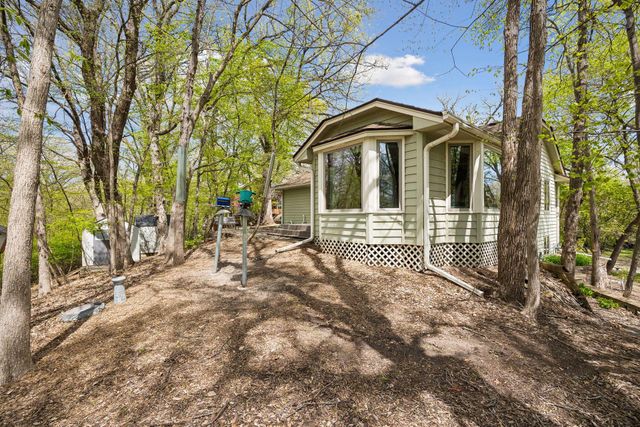 17730 Creek Ridge Pass, Minnetonka, MN 55345