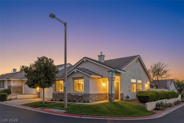 1704 Pacific Sandstone Place, Las Vegas, NV 89144