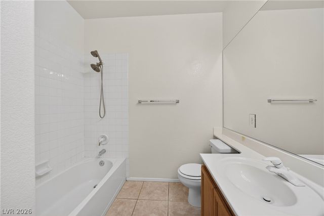 1704 Pacific Sandstone Place, Las Vegas, NV 89144