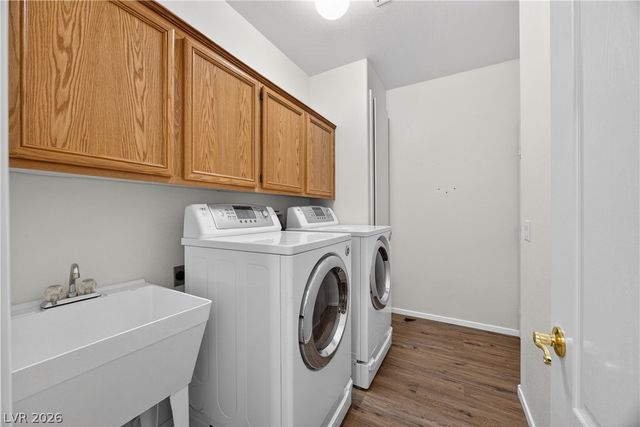 1704 Pacific Sandstone Place, Las Vegas, NV 89144