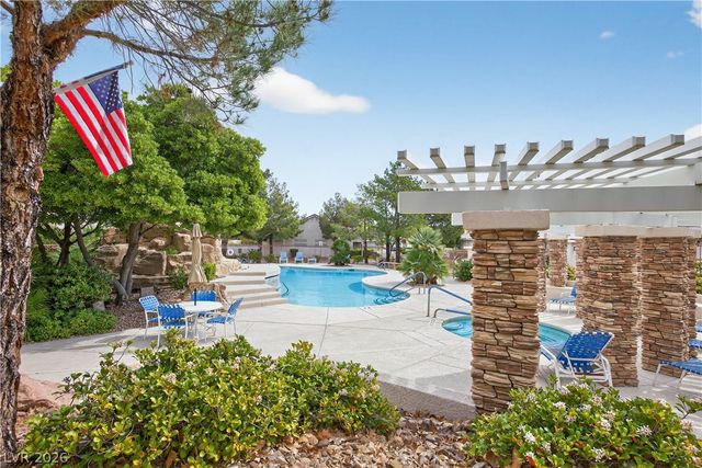 1704 Pacific Sandstone Place, Las Vegas, NV 89144