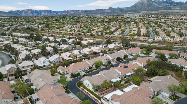 1704 Pacific Sandstone Place, Las Vegas, NV 89144