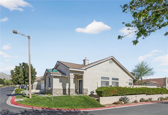 1704 Pacific Sandstone Place, Las Vegas, NV 89144