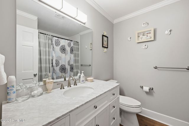 1205 W Highland Avenue, Kinston, NC 28501
