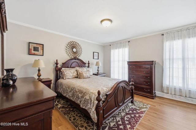 1205 W Highland Avenue, Kinston, NC 28501