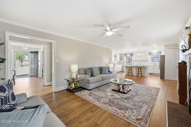 1205 W Highland Avenue, Kinston, NC 28501