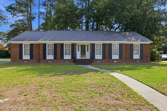 1205 W Highland Avenue, Kinston, NC 28501