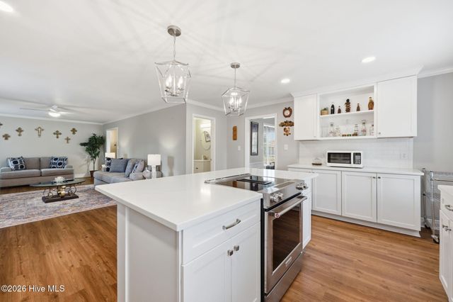 1205 W Highland Avenue, Kinston, NC 28501