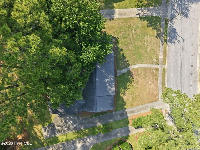 1205 W Highland Avenue, Kinston, NC 28501
