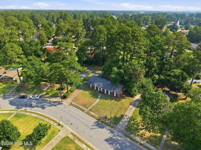 1205 W Highland Avenue, Kinston, NC 28501