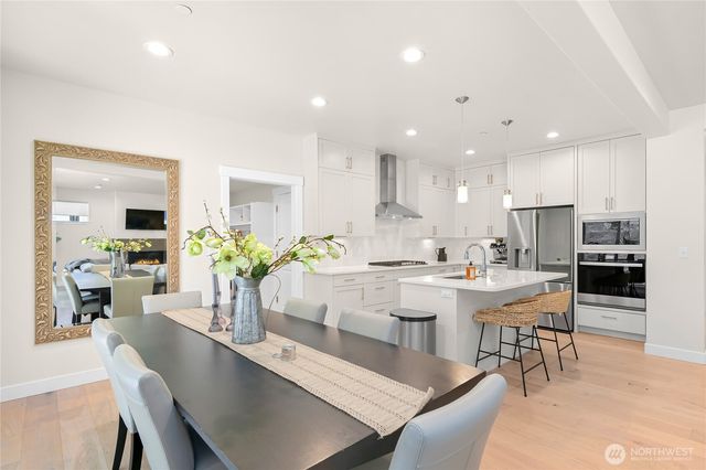 1142 Brookstone Drive, Bellingham, WA 98229