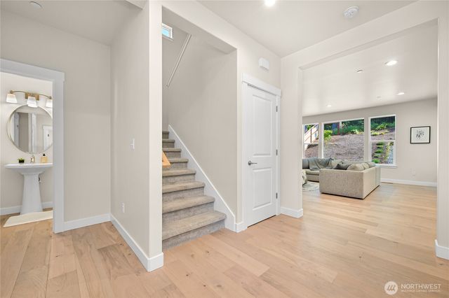 1142 Brookstone Drive, Bellingham, WA 98229