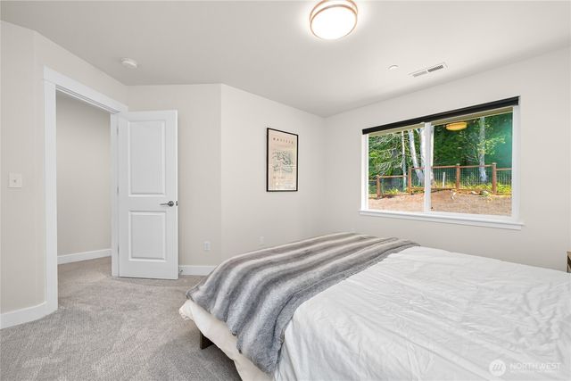 1142 Brookstone Drive, Bellingham, WA 98229