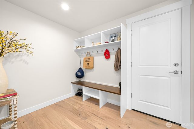 1142 Brookstone Drive, Bellingham, WA 98229