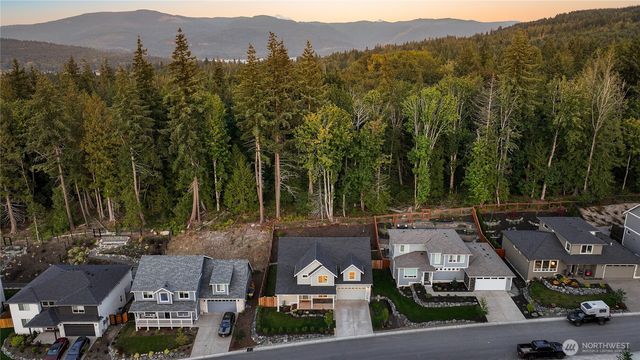 1142 Brookstone Drive, Bellingham, WA 98229