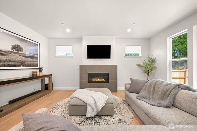 1142 Brookstone Drive, Bellingham, WA 98229