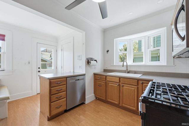 4425 Indiana Avenue, Fort Wayne, IN 46807