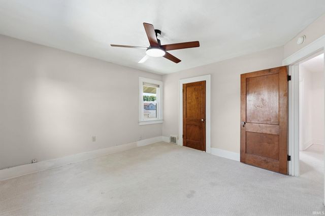 4425 Indiana Avenue, Fort Wayne, IN 46807