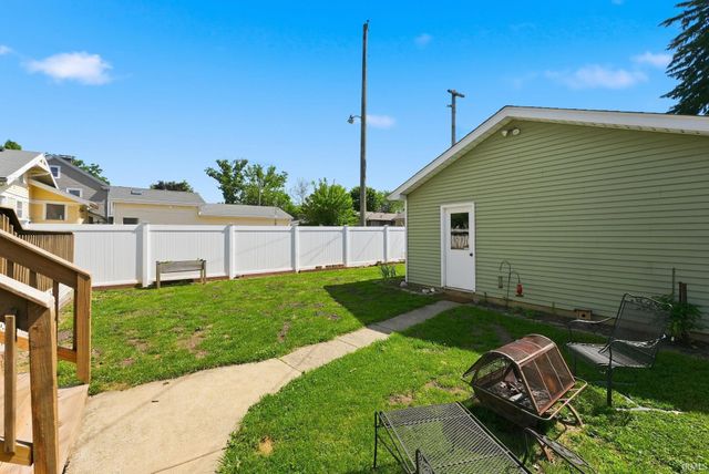 4425 Indiana Avenue, Fort Wayne, IN 46807