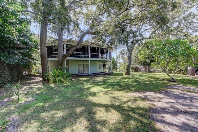 5828 OAKHURST DRIVE, Seminole, FL 33772