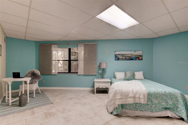 5828 OAKHURST DRIVE, Seminole, FL 33772
