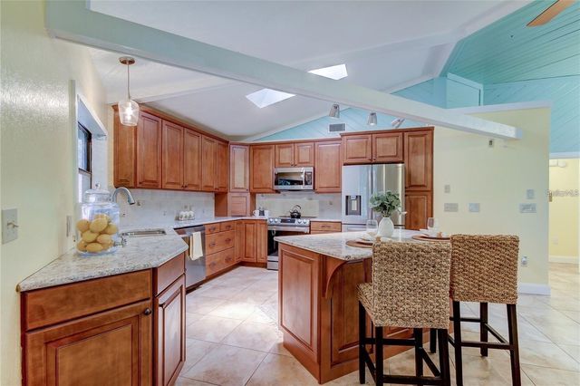 5828 OAKHURST DRIVE, Seminole, FL 33772