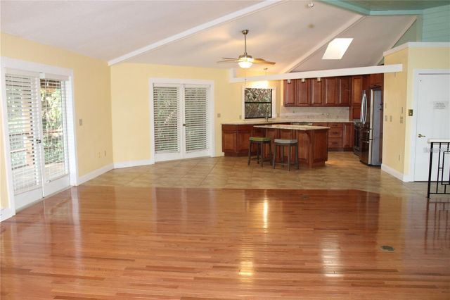 5828 OAKHURST DRIVE, Seminole, FL 33772