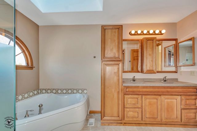 140 Autumn Rdg Drive, Montgomery, IL 60538