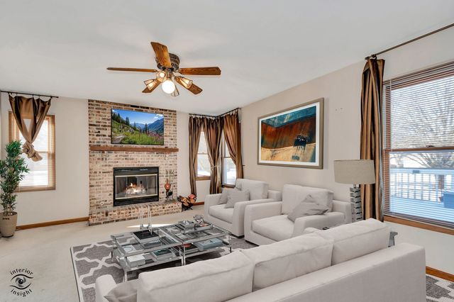 140 Autumn Rdg Drive, Montgomery, IL 60538