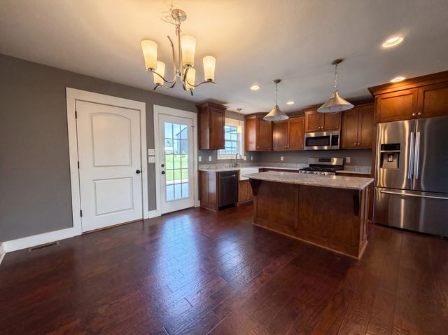 131 Mitchell Rd, Portland, TN 37148