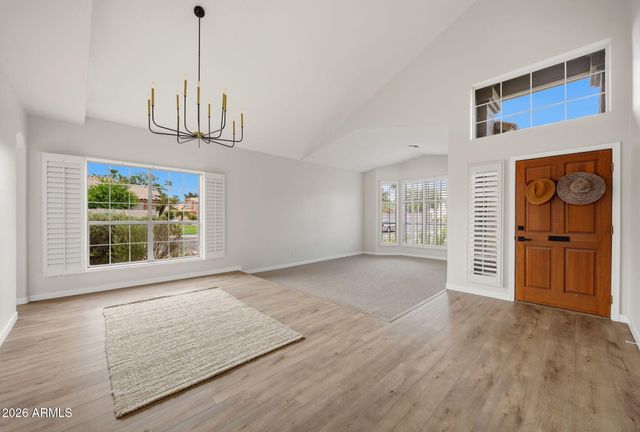 1050 E BAYLOR Lane, Chandler, AZ 85225