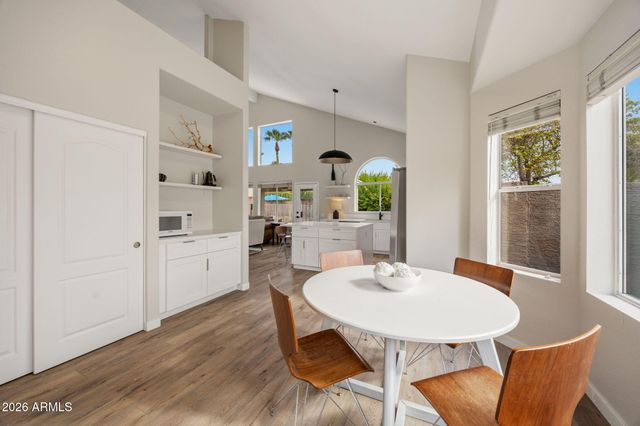 1050 E BAYLOR Lane, Chandler, AZ 85225