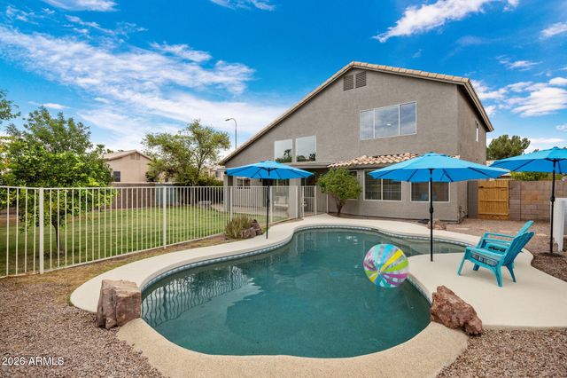 1050 E BAYLOR Lane, Chandler, AZ 85225