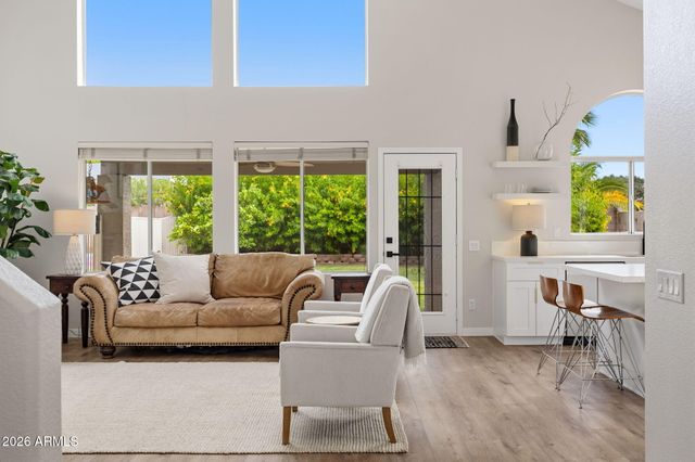1050 E BAYLOR Lane, Chandler, AZ 85225