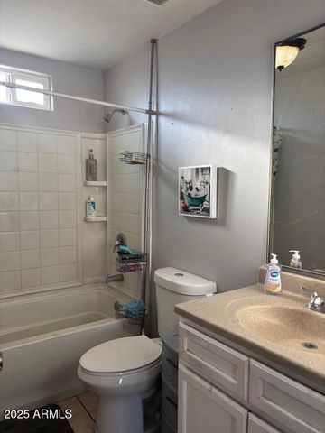 3803 W PORTLAND Street, Phoenix, AZ 85009