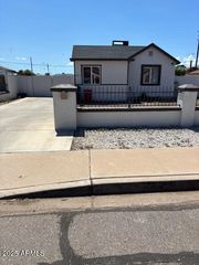 3803 W PORTLAND Street, Phoenix, AZ 85009