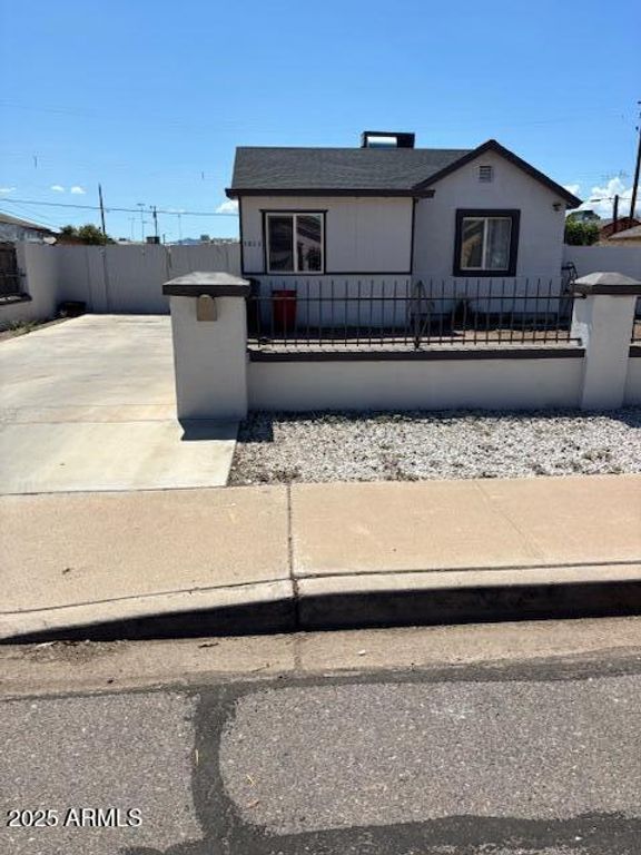 3803 W PORTLAND Street, Phoenix, AZ 85009