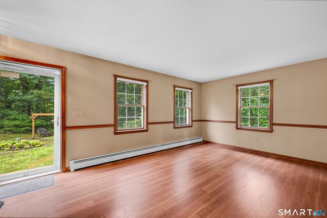 85 Alma Street, Naugatuck, CT 06770