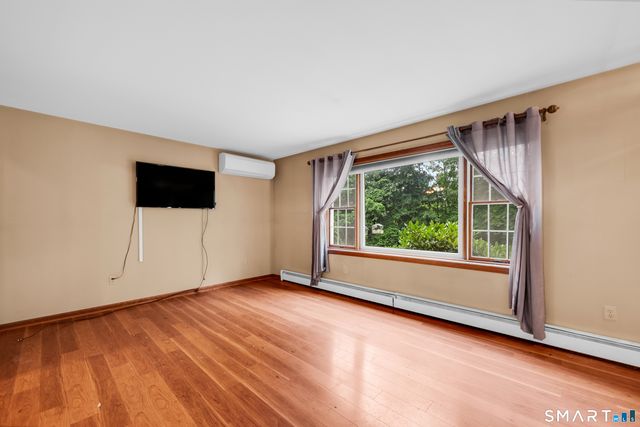85 Alma Street, Naugatuck, CT 06770