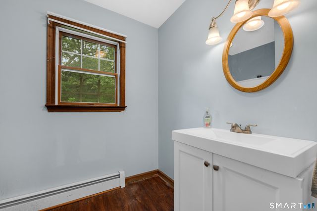 85 Alma Street, Naugatuck, CT 06770