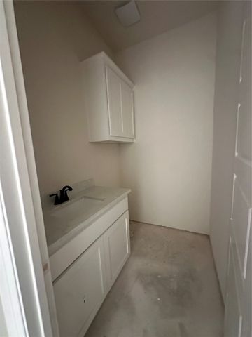 201 Stuart Street, Paradise, TX 76073