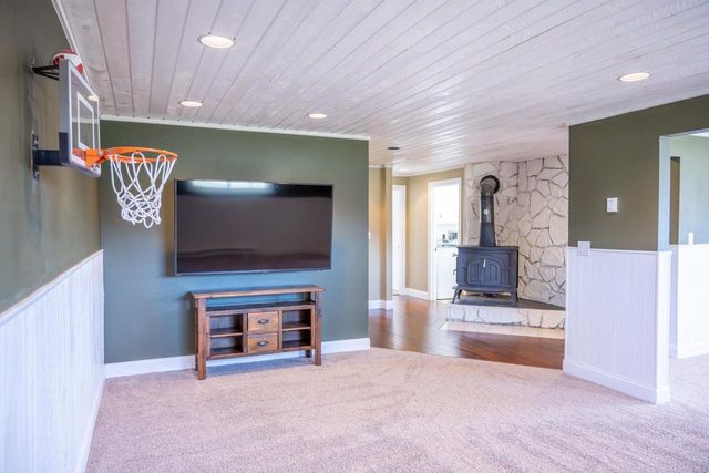 926 Elm Street, Mauston, WI 53948